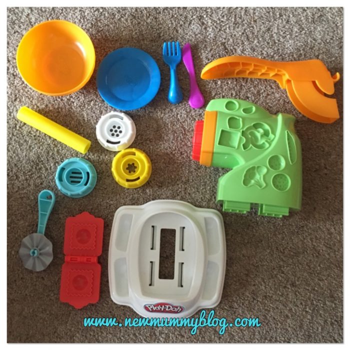 Play Doh Kitchen Creations Noodle Makin' Mania set | REVIEW - New Mummy ...